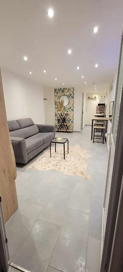 Charmant Studio Saint-Hilaire-du-Rosier Франция