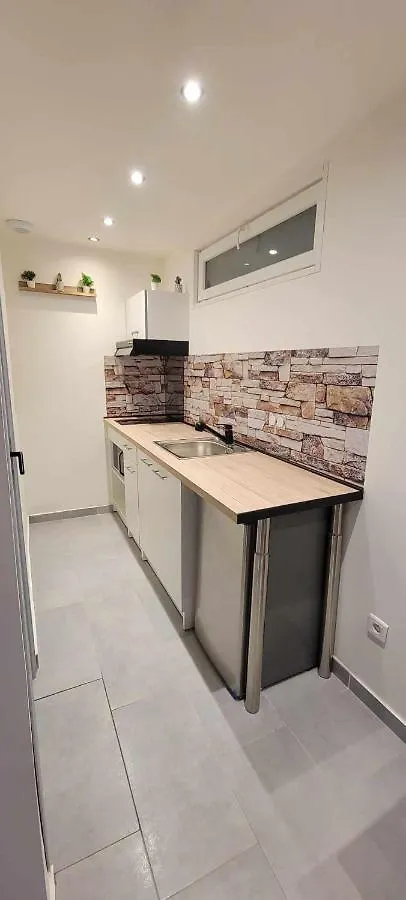 Charmant Studio Saint-Hilaire-du-Rosier